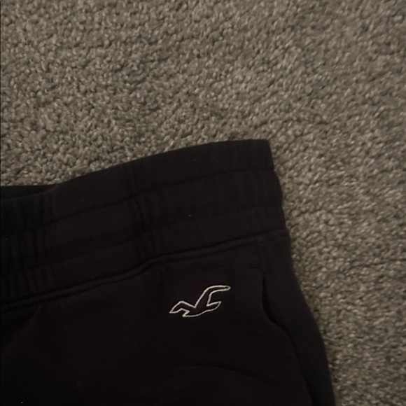 Hollister Men's Dark Joggers - Picture 2 of 4